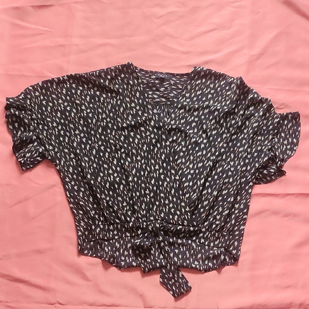 Elegant Black and White Women's Blouse